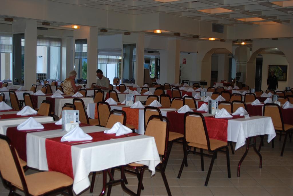 Orient Resort Hotel Fethiye Exterior photo