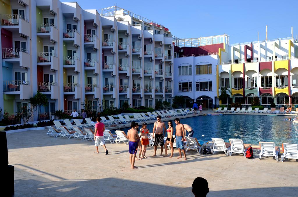Orient Resort Hotel Fethiye Exterior photo